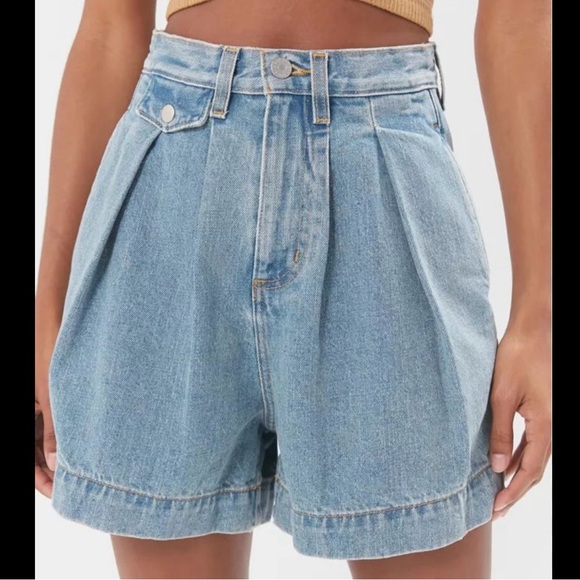 Mom Jeans BDG High Waisted Pleated and Cuffed Jean Shorts Urban Outfitters sz 28 - Picture 10 of 10